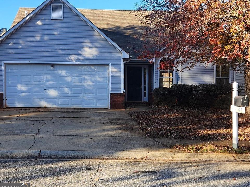 1st image of 1555 Logan Ln