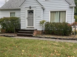 1147 Belrose Rd, Mayfield Heights, OH 44124