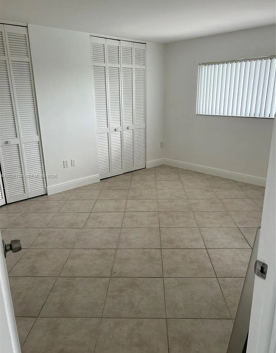 2 bed, 1058 sqft, $2,500 — Photo 4