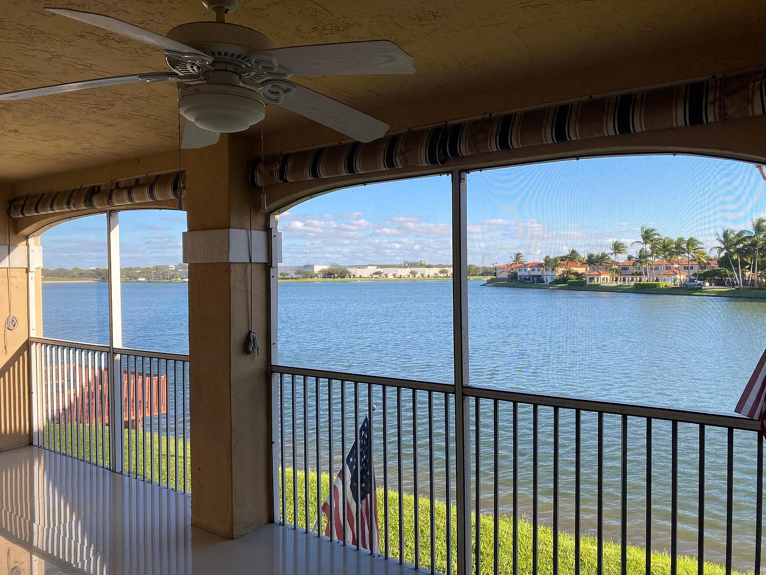 3 bed, 1650 sqft, $3,350 — Photo 2