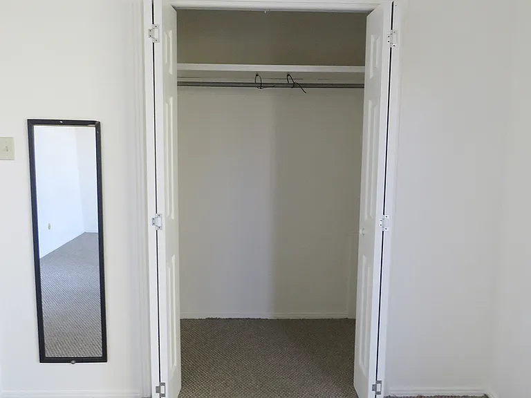 302 Artist Rd — Photo 5
