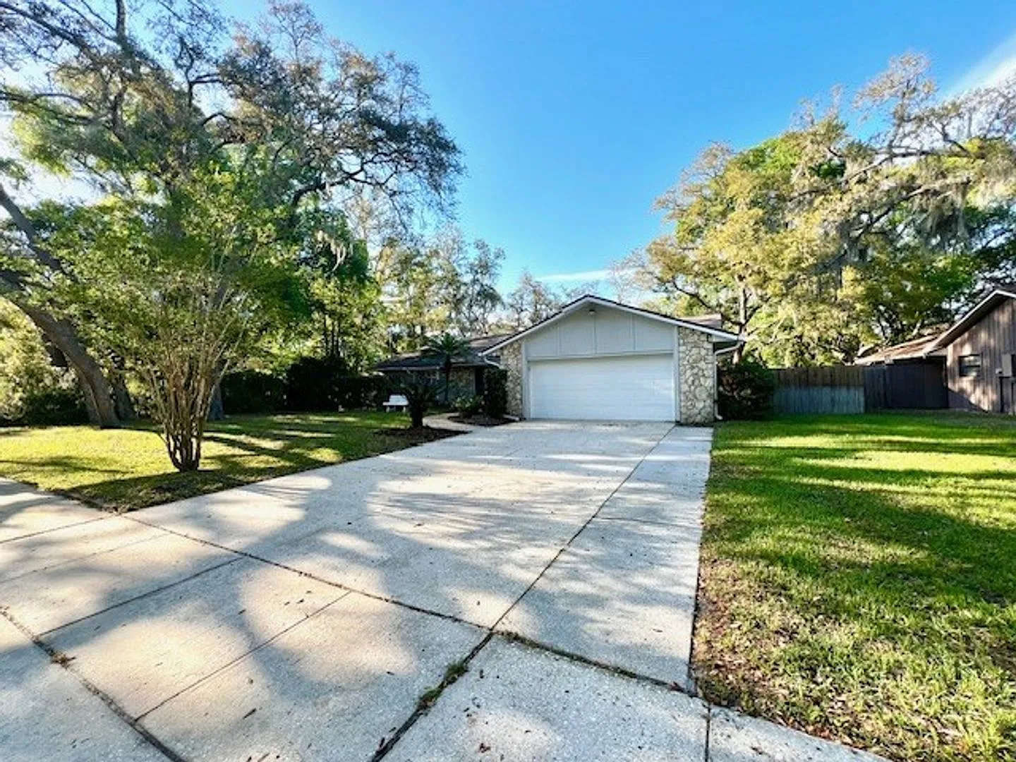 Welcome Home! Move in October!! Beautiful 3X2 with fenced in yard & 2 car garage! Lawn care inclu... — Photo 1