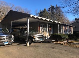 34 Columbia Rd, Enfield, CT 06082