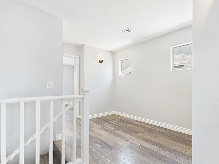 17648 W Lisbon Ln — Photo 22