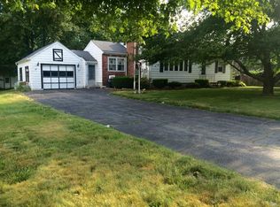 122 Buffington St, Swansea, MA 02777