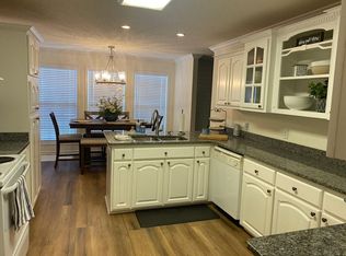 271 1st St, Russellville, AL 35653