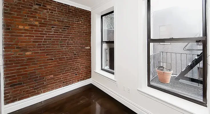 Rented by Avenues Real Estate | media 11