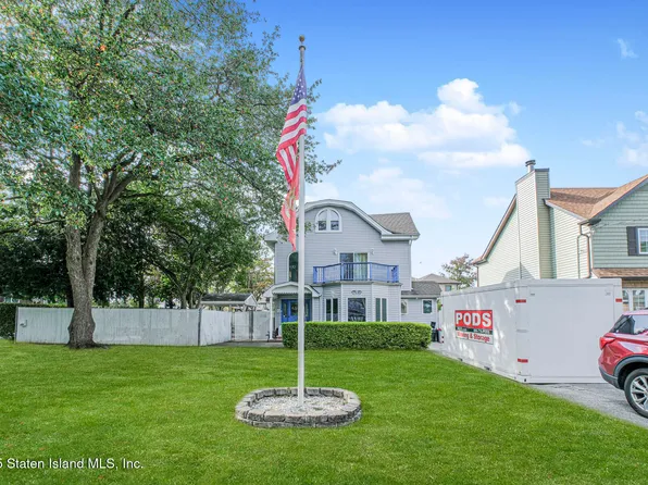 535 Carlton Blvd, Staten Island, NY 10312