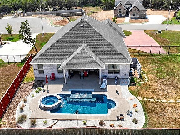 2nd image of 377 Hessen Way