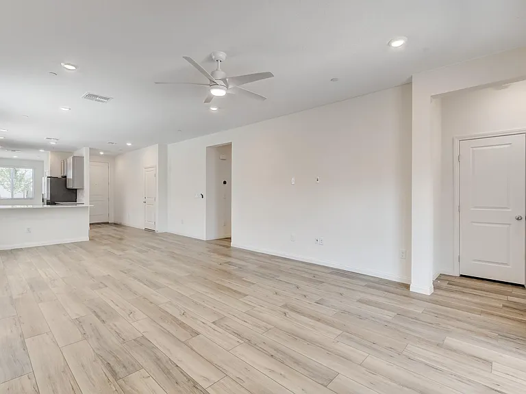 10171 Handline Chute St — Photo 35