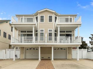 113 39th St #E, Sea Isle City, NJ 08243