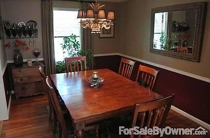 Outside Tranquility
						:
						Sit and listen to the birds and the water fall from the nearby pond - peaceful