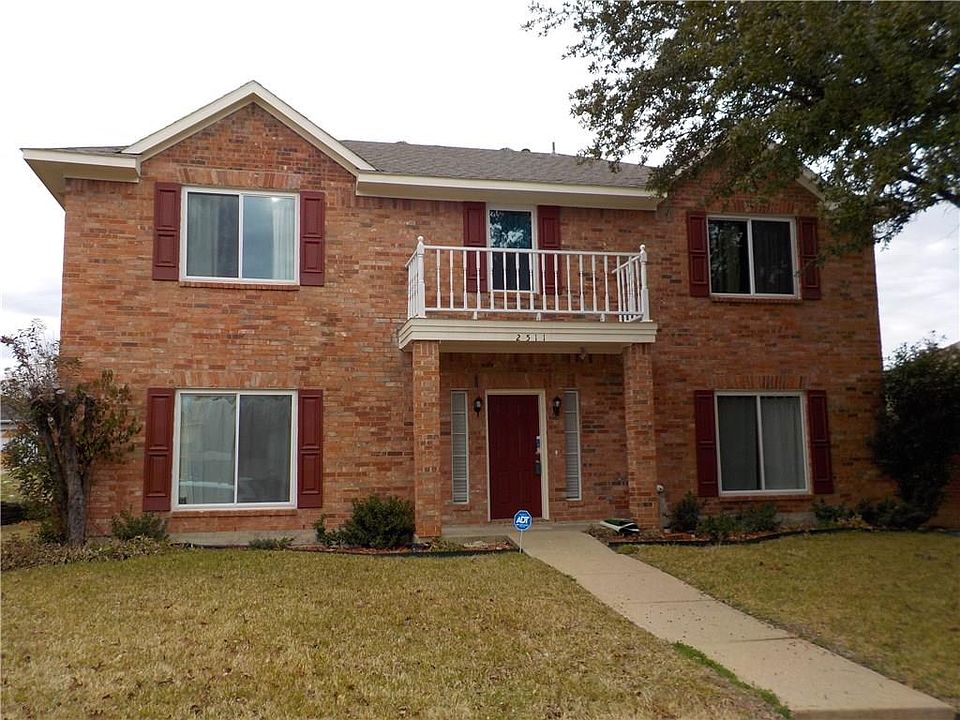 1st image of 2511 Palisades Pl