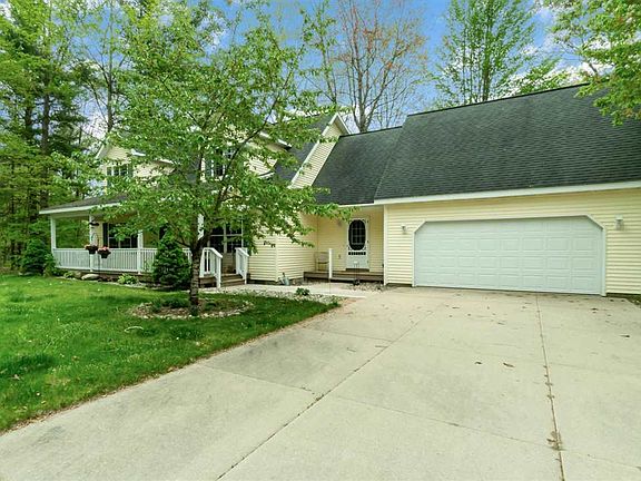 2nd image of 3205 N Branch Dr