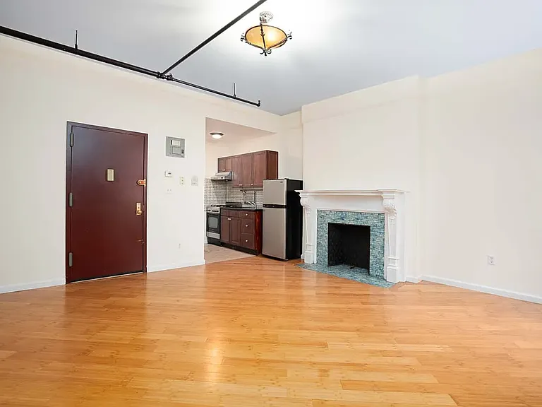 312 W 101st St #6 — Photo 6