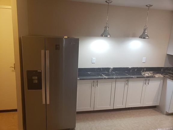 3rd image of 935 South Blvd APT 106