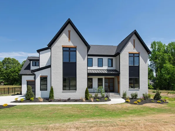 5841 Carriage Gate Dr, Raleigh, NC 27603