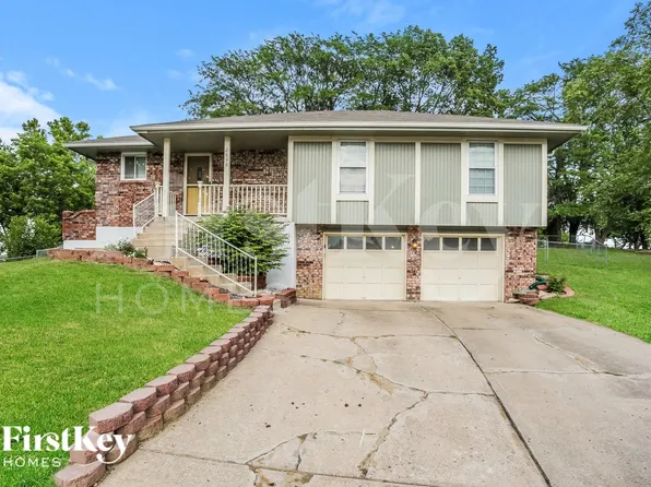 2636 SW Krista Ct, Blue Springs, MO 64015