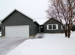 210 E Verleen Ave, Waunakee, WI 53597