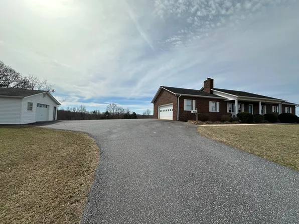 583 Damascus Church Rd, Statesville, NC 28625