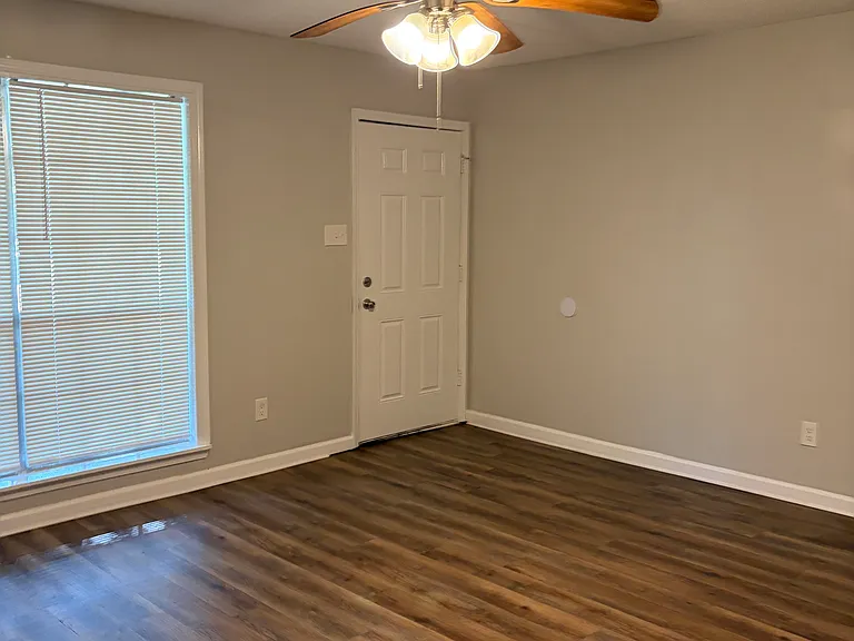 9618 Jacques Rd — Photo 2