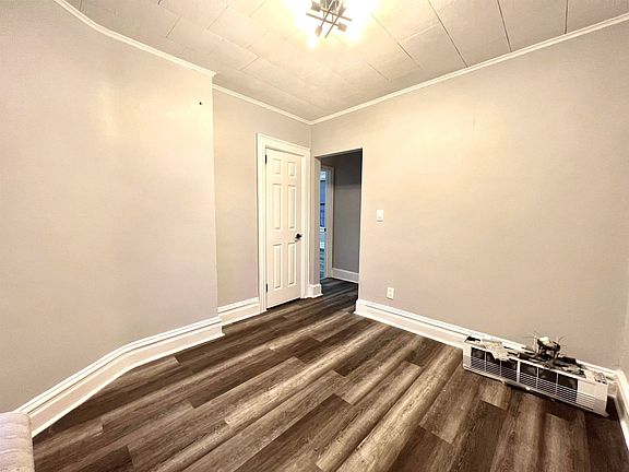 5th image of 84 Romain Ave #11
