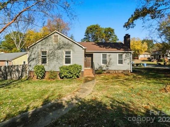 9637 Heartwood Ln, Mint Hill, NC 28227