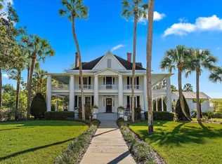 110 N Trowell Ave, Umatilla, FL 32784