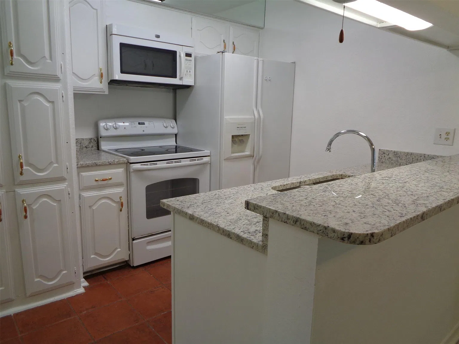 2 bed, 1006 sqft, $1,650 — Photo 4