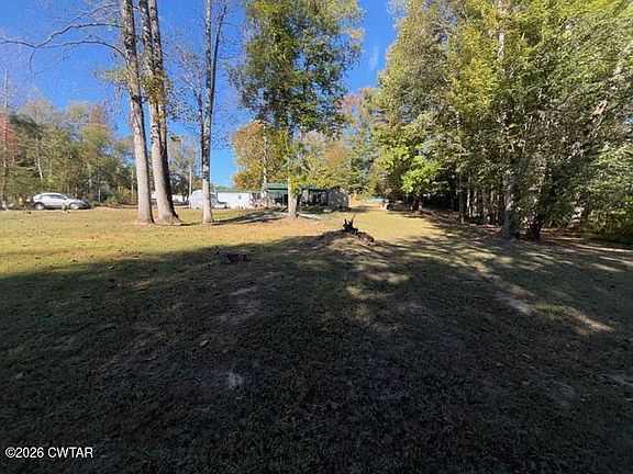 4th image of 553 Pope Rd