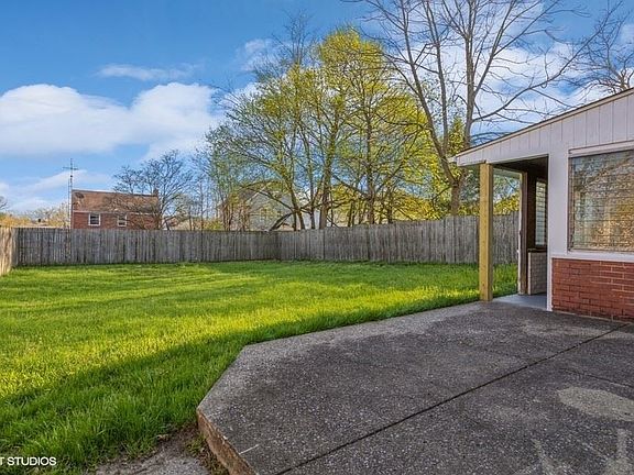 4th image of 522 Wildwood Ave