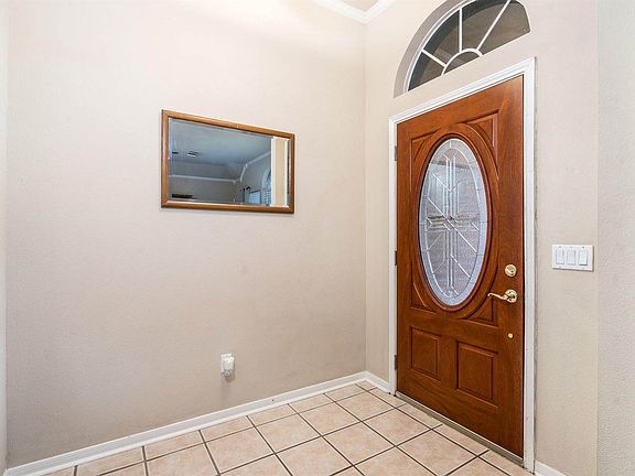 4th image of 18422 Auburn Woods Dr