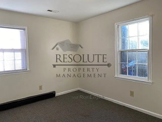 2420 Keith Dr — Photo 9