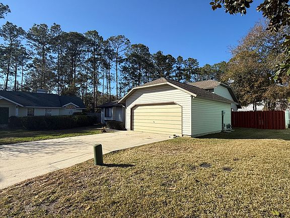 2nd image of 2260 NW 41st Pl