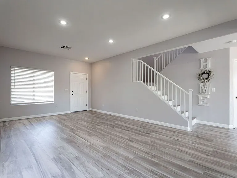 1109 Devon Downs Ave — Photo 3