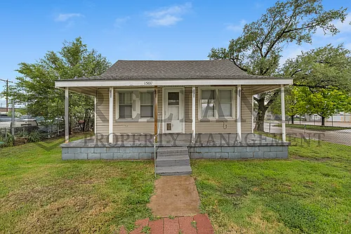 1501 S Walnut St Photo 1