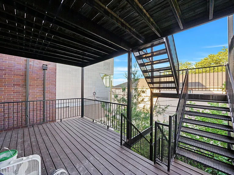 1541 N Bosworth Ave #PENTHOUSE — Photo 33