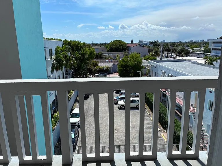 7620 Carlyle Ave #504 — Photo 27