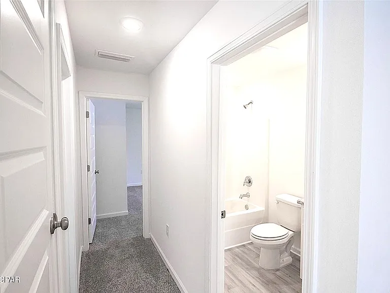 30 Sandywoods Ct — Photo 17