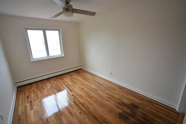 Rented by Voro, LLC | media 14