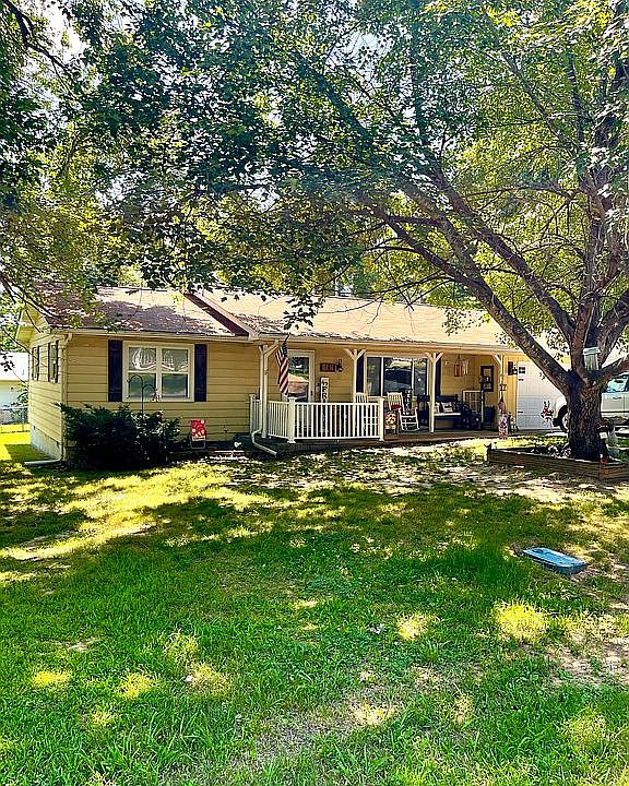 1st image of 1107 Cynthia Sq