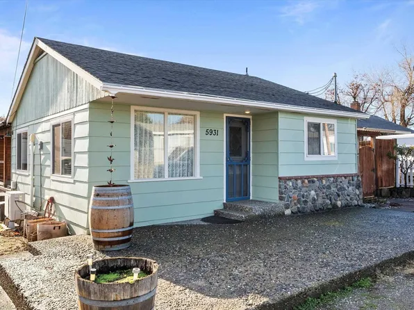 5931 Deer St, West Richland, WA 99353