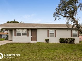 913 SE 8th St, Stuart, FL 34994