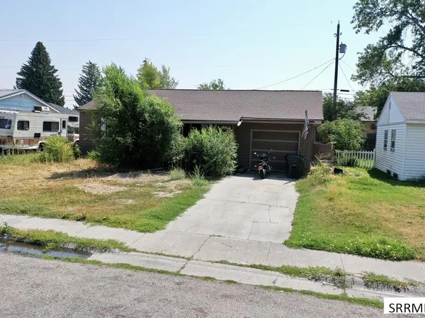 385 Tendoy Dr, Idaho Falls, ID 83401
