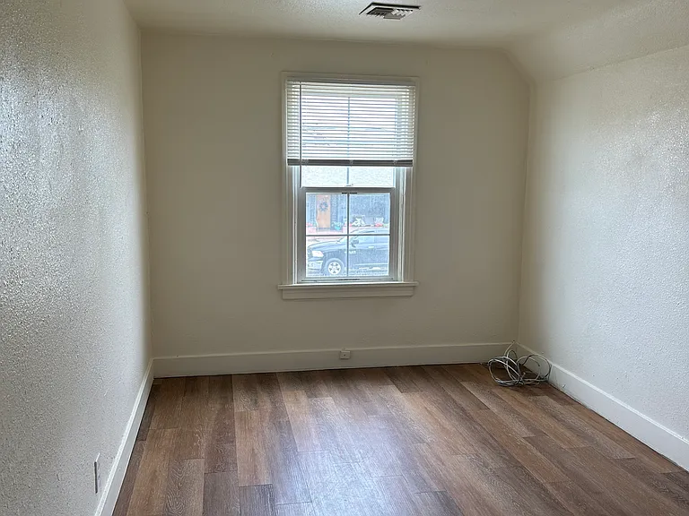 1104 Calapooia St SW #1108 — Photo 8