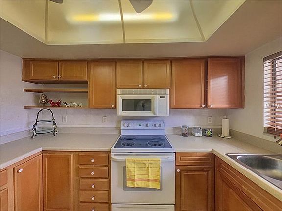 5th image of 3707 Champagne Dr APT 107