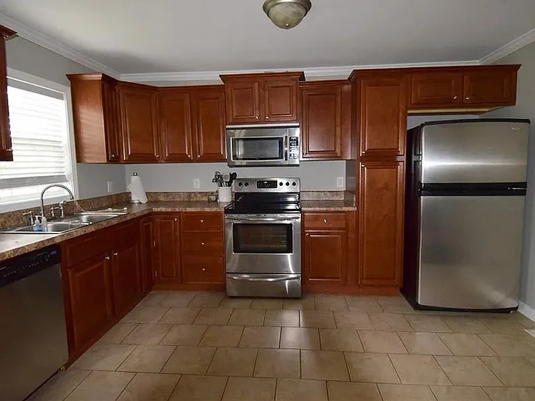 316 Whitehall Rd — Photo 7