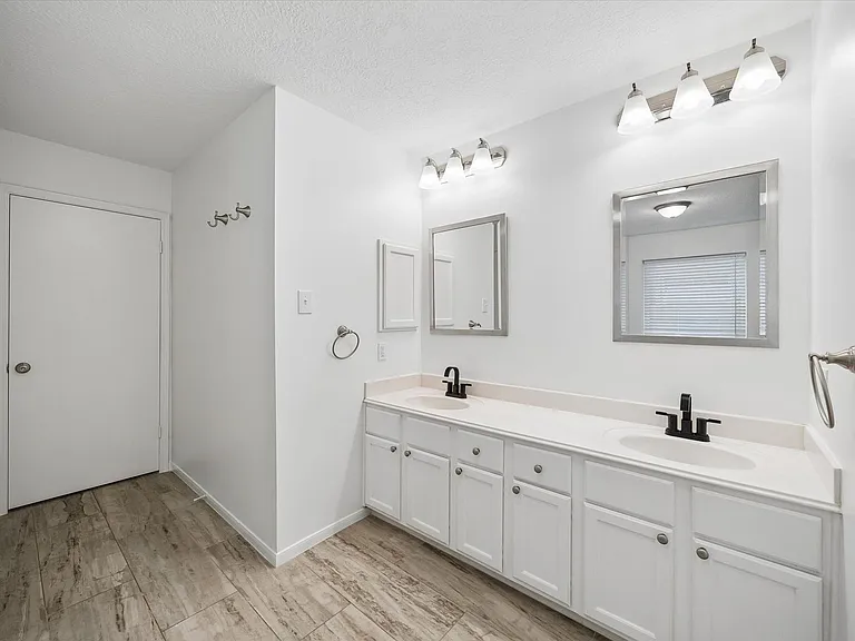 14718 Cypress Green Dr — Photo 27