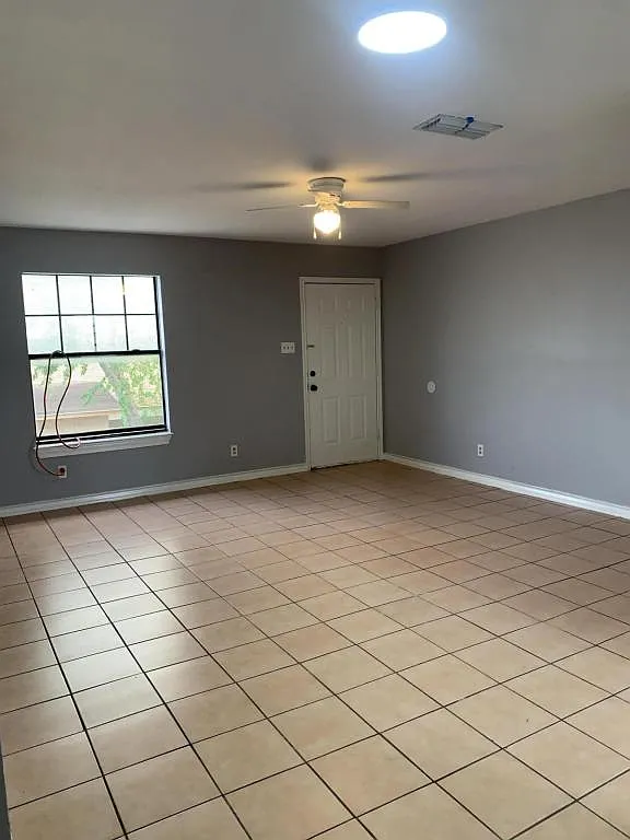 3118 Chacota St — Photo 3