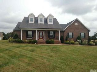 39 Chesterfield Dr, Taylorsville, NC 28681